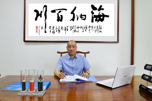 董事长林明文